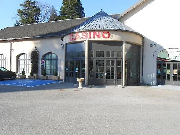 Appartemment Situé A Les Bains Appartement *