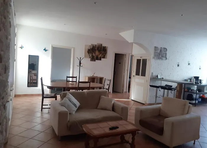 Appartemment Situe A Les Bains לקון